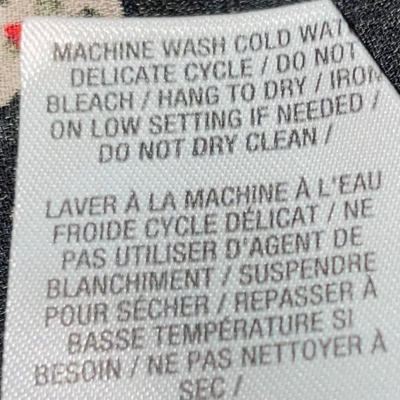 🎉 Bundle Deal: 4 for $20! 🎉 floral off the shoulder top M - Picture 7 of 8